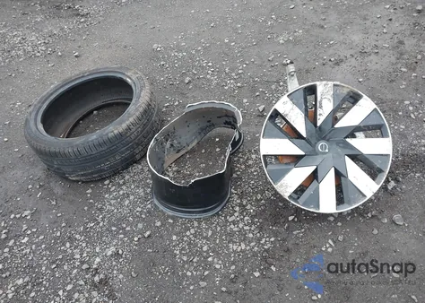 2025 Volvo Xc90 Plug-In Hybrid T8 Ultra 6-Seater from USA, damaged, VIN YV4H60JF7S1303761